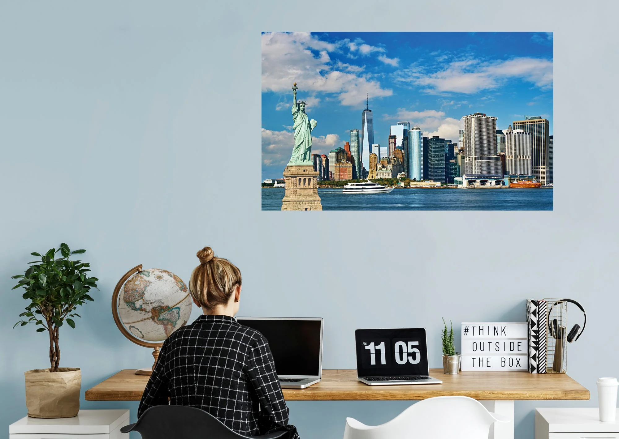 Popular Landmarks: New York Realistic Poster - Removable Adhesive Decal - Image 4