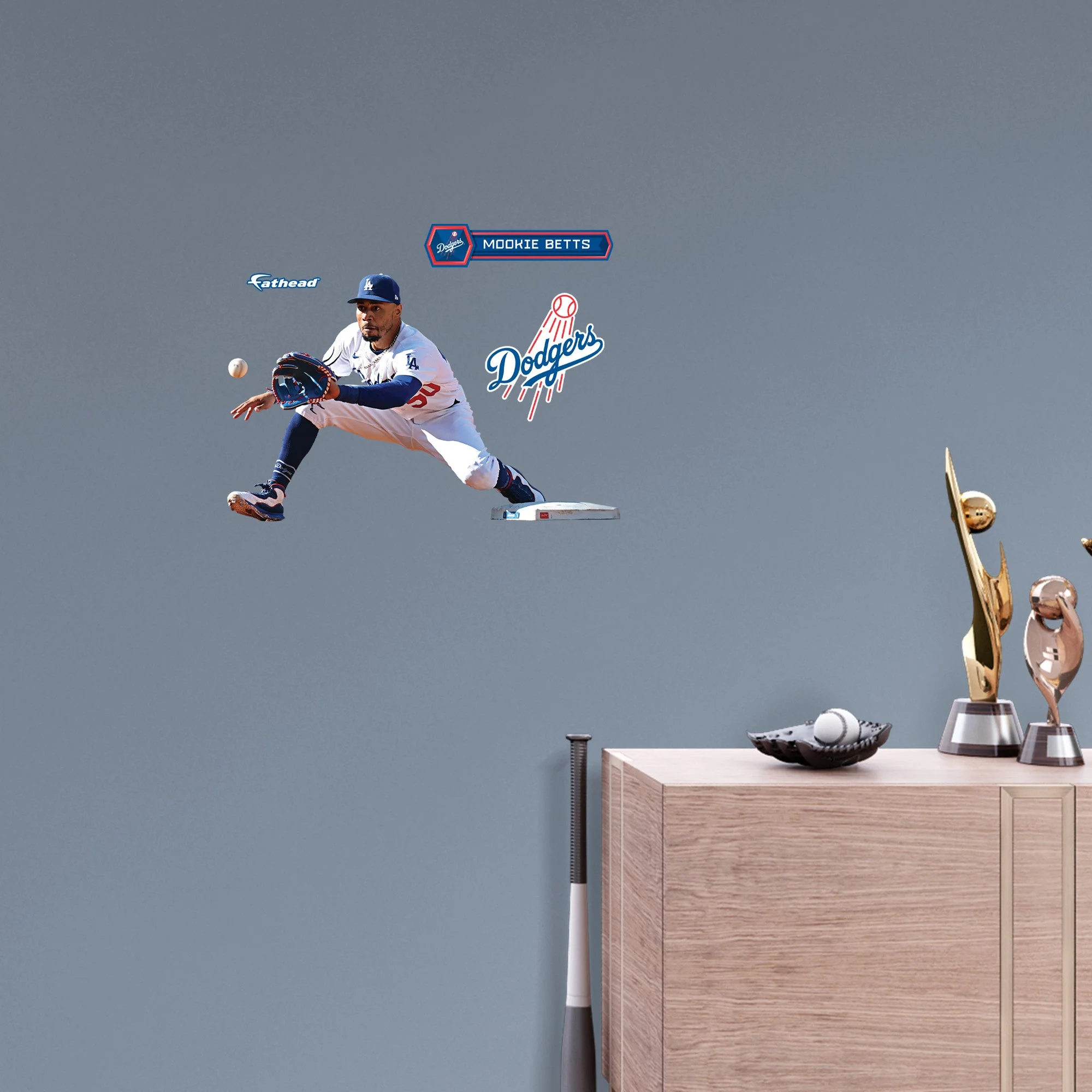 Mookie Betts - RealBig Fielding Collection - Official MLB - Los Angeles Dodgers - Reusable Vinyl Wall Decals - Image 7
