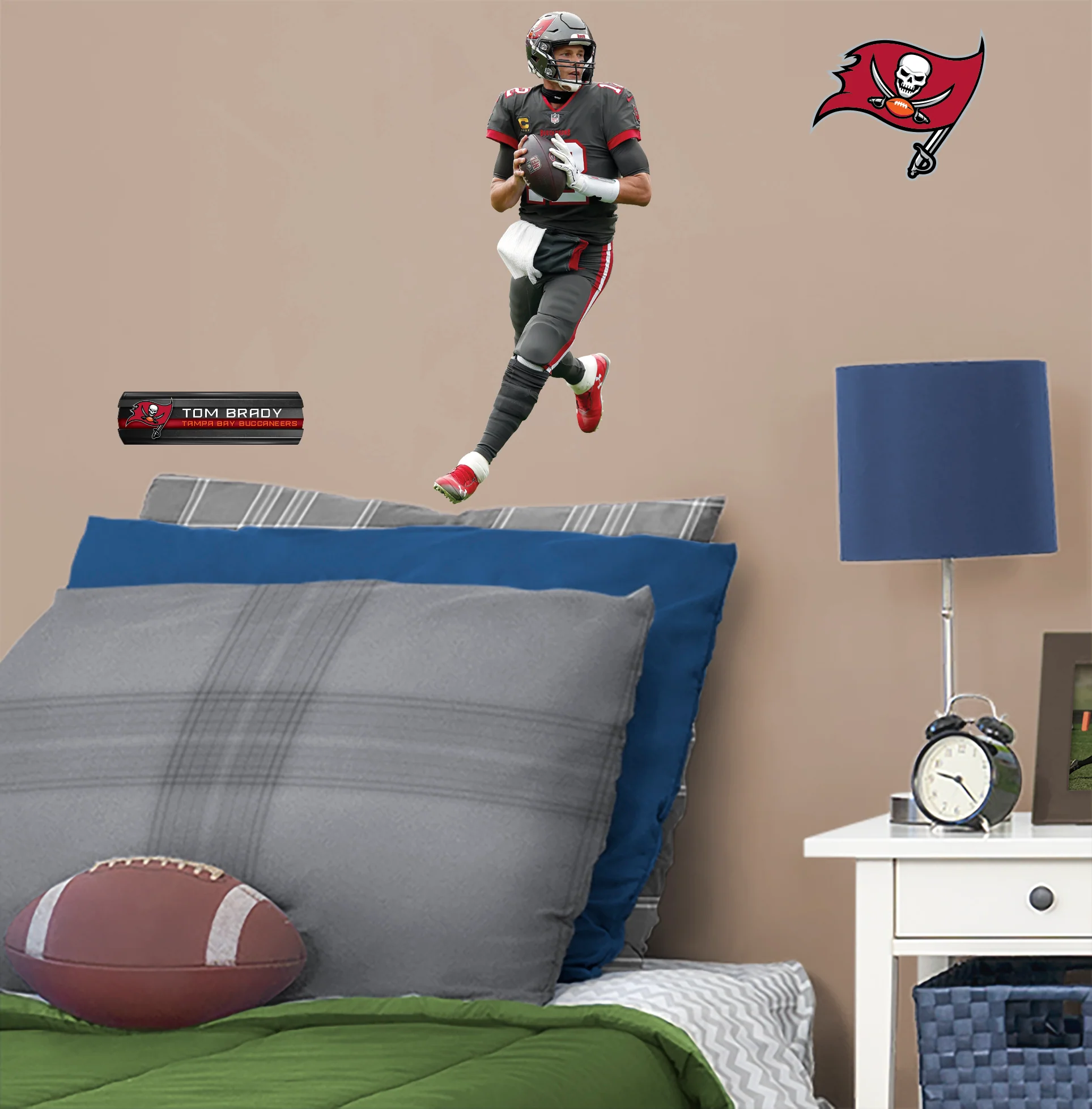 Tom Brady - RealBig Collection - Official NFL - Tampa Bay Buccaneers - Reusable Vinyl Wall Decals - Image 3
